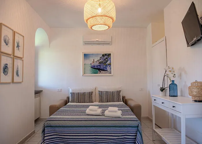 Dragone Hideaway Villa *
